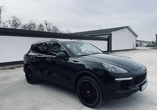 samochody osobowe Porsche Cayenne cena 181900 przebieg: 258100, rok produkcji 2015 z Gościno